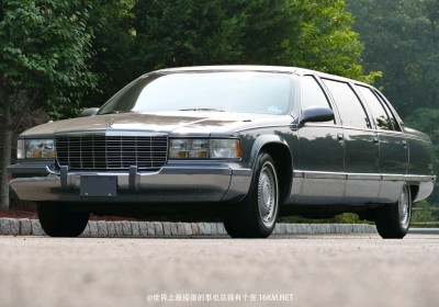 1996款Cadillac Fleetwood Limousine，价格为8761美元